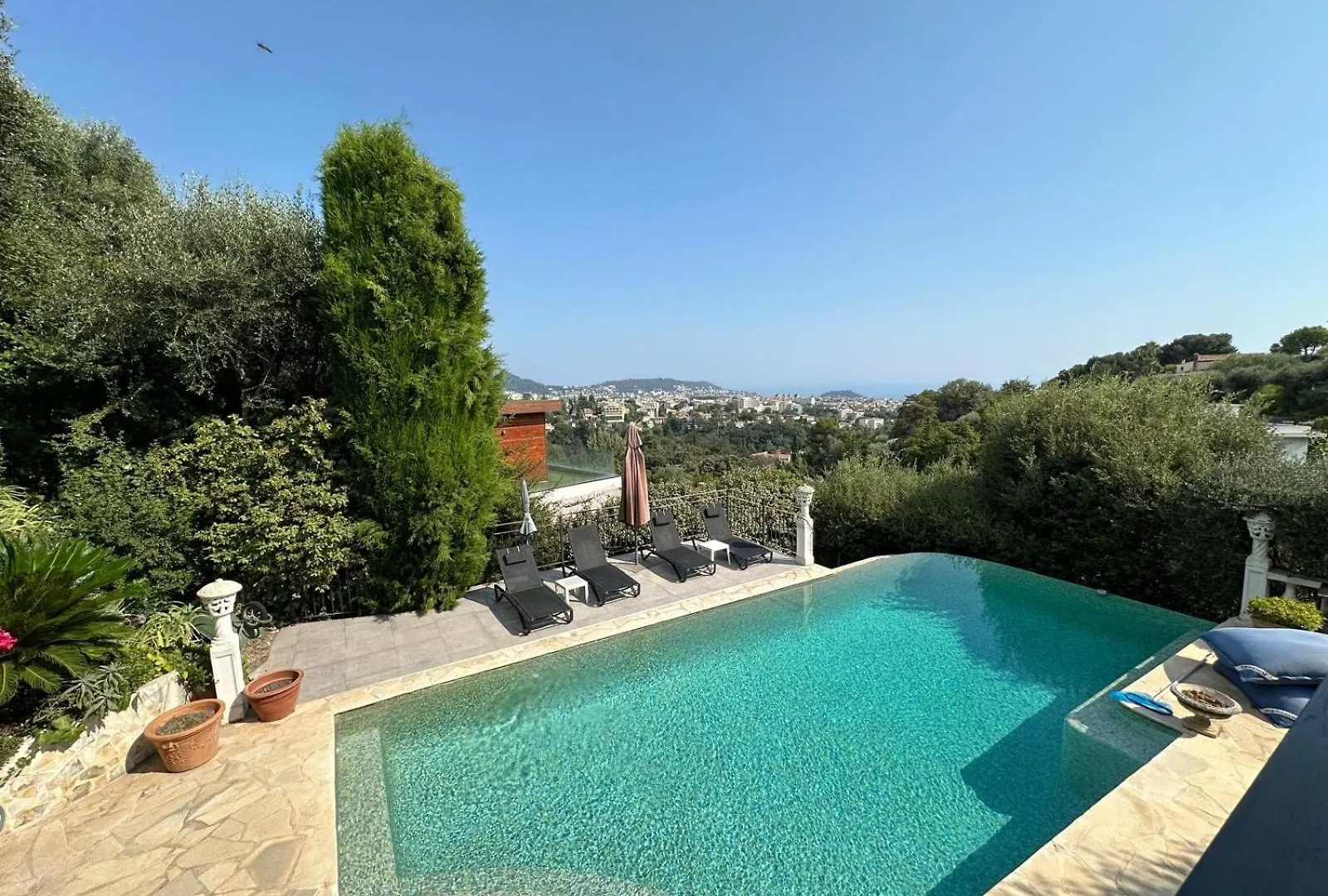 Villa Orfee Elegance Et Tranquillite Sur Les Hauteurs De Nice