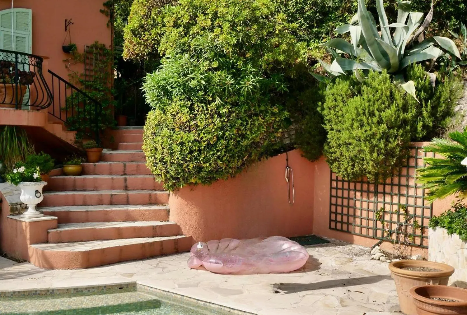 Villa Orfee Elegance Et Tranquillite Sur Les Hauteurs De Nice