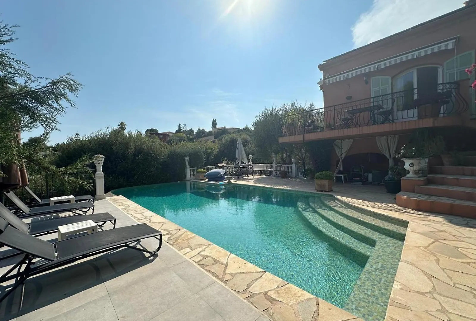 Villa Orfee Elegance Et Tranquillite Sur Les Hauteurs De Nice France