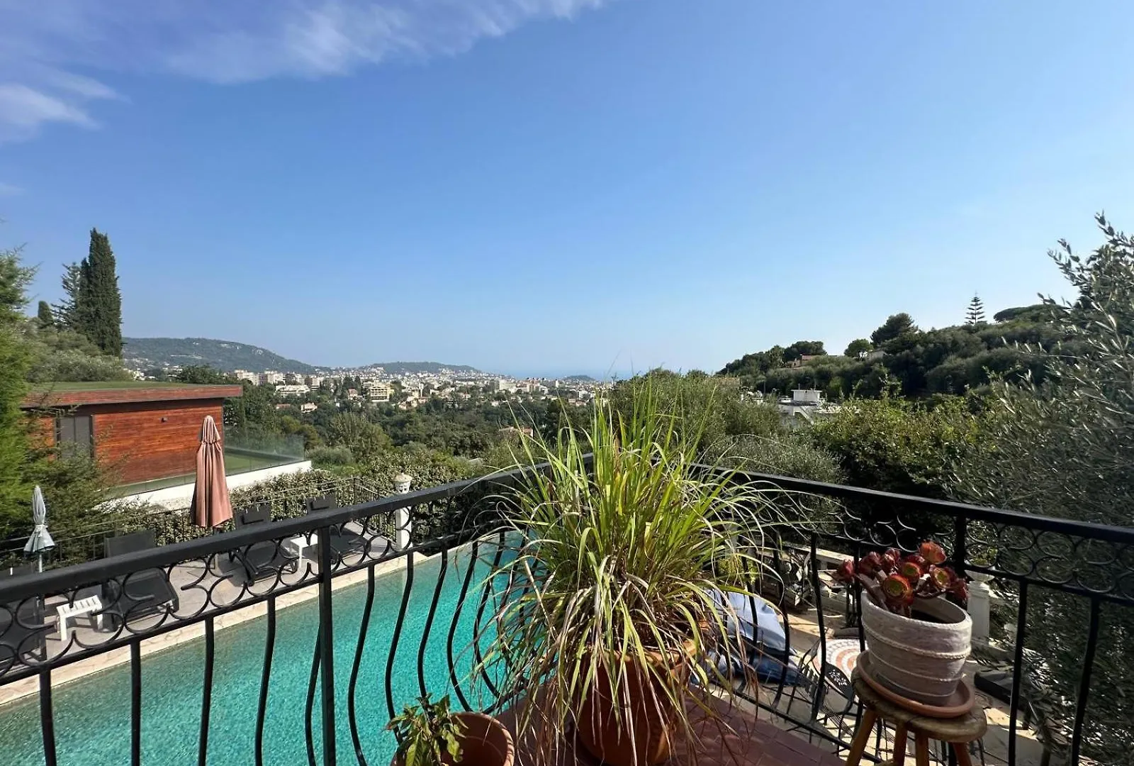 Villa Orfee Elegance Et Tranquillite Sur Les Hauteurs De Nice 0*,  France